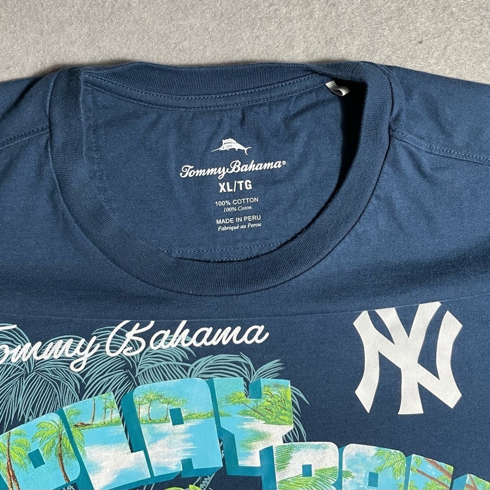 New York Yankees Tommy Bahama Play Ball T-Shirt Navy Blue Size XL MLB Cotton Tee - Picture 4 of 7